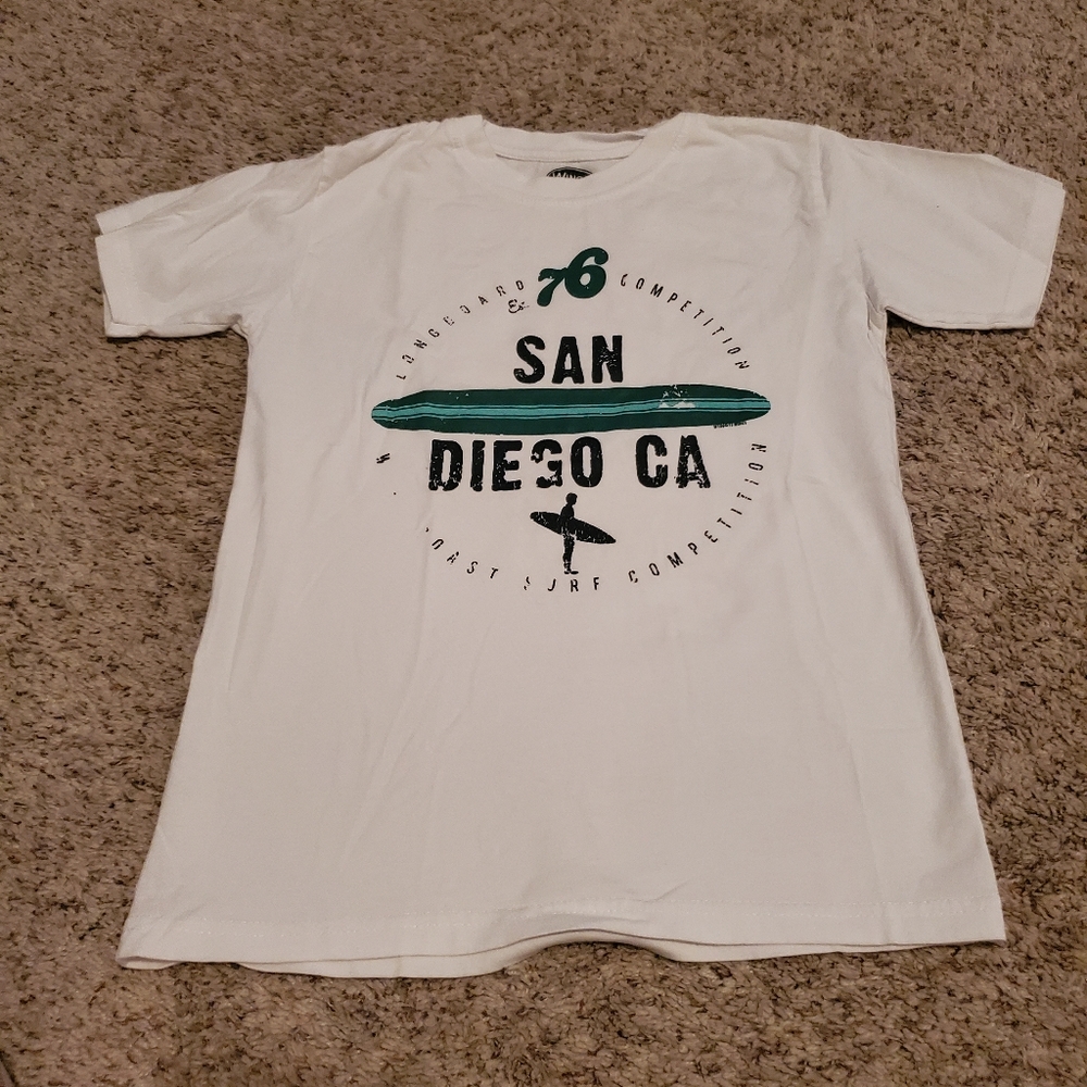 🏒Boys medium San Diego T-shirt